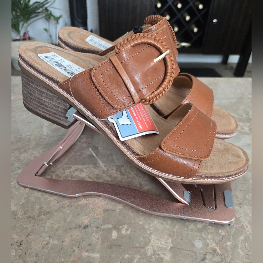 Aetrex Tatiana Cognac Sandal Women's.   Size 10